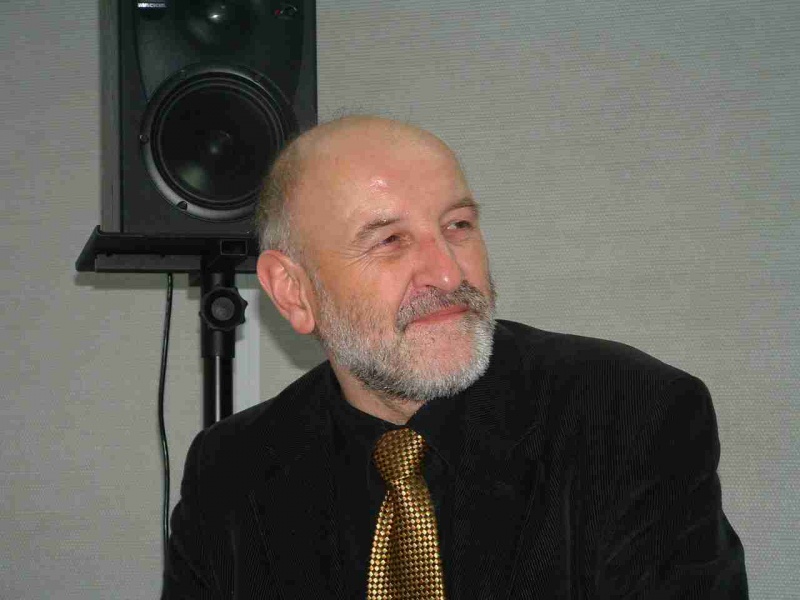 Plik:MarekStudio.jpg